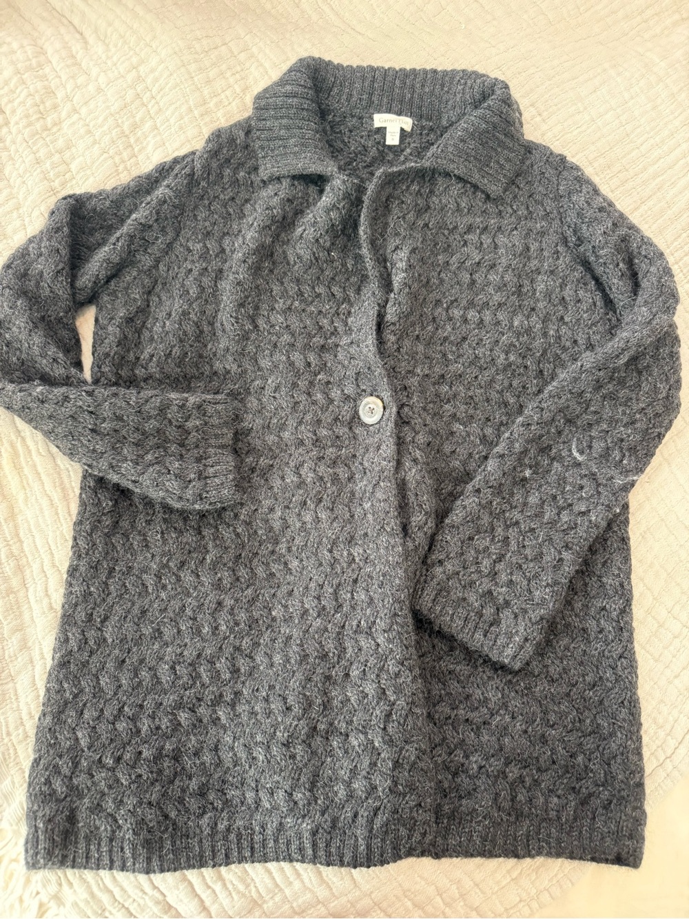 Garnet Hill 100% Baby Alpaca Charcoal Gray Knit Button-Up Sweater EUC 1111
